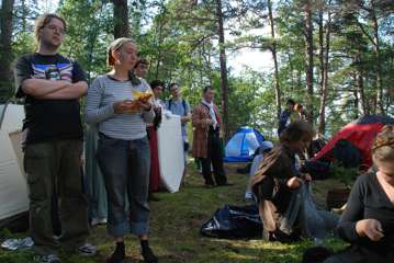 Ruususen Jäljillä