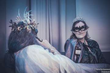 Winter Queen's Masquerade - AK-137