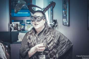 Winter Queen's Masquerade - AK-144