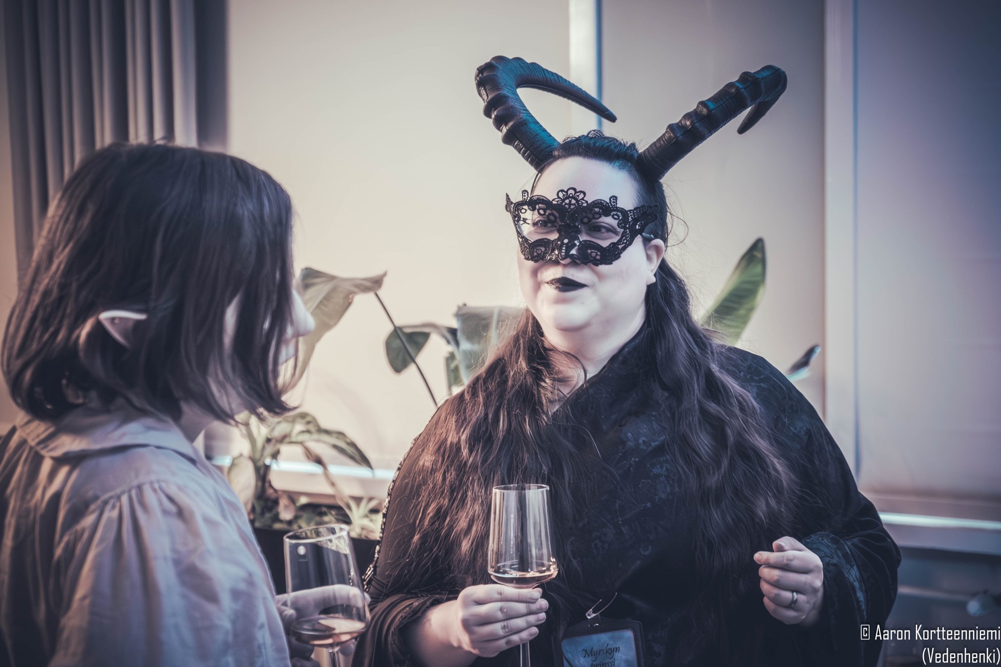 Winter Queen's Masquerade - AK-37