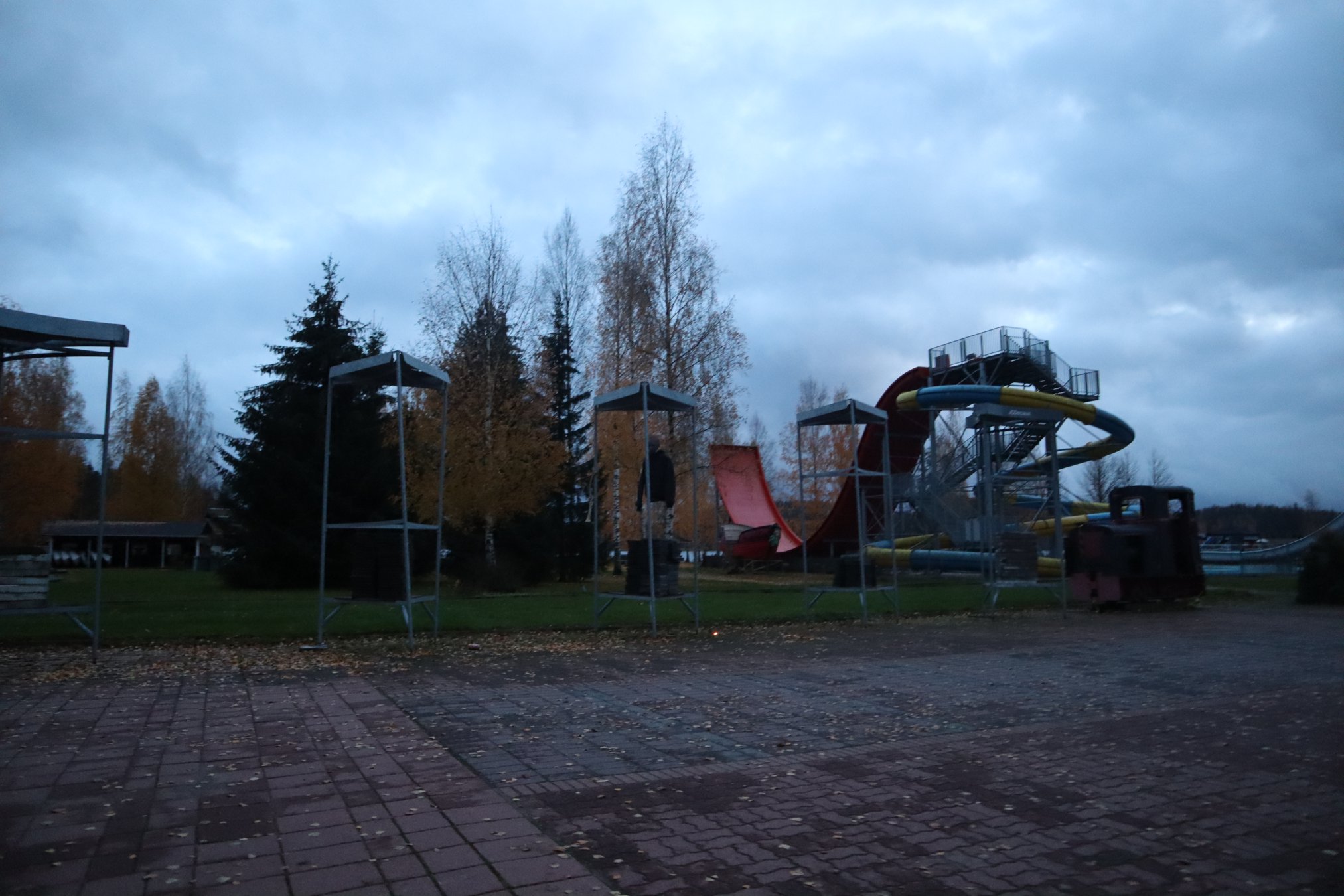 Z-0M - turvapaikka - KUVAAJA Pilar Rautiainen - 1
