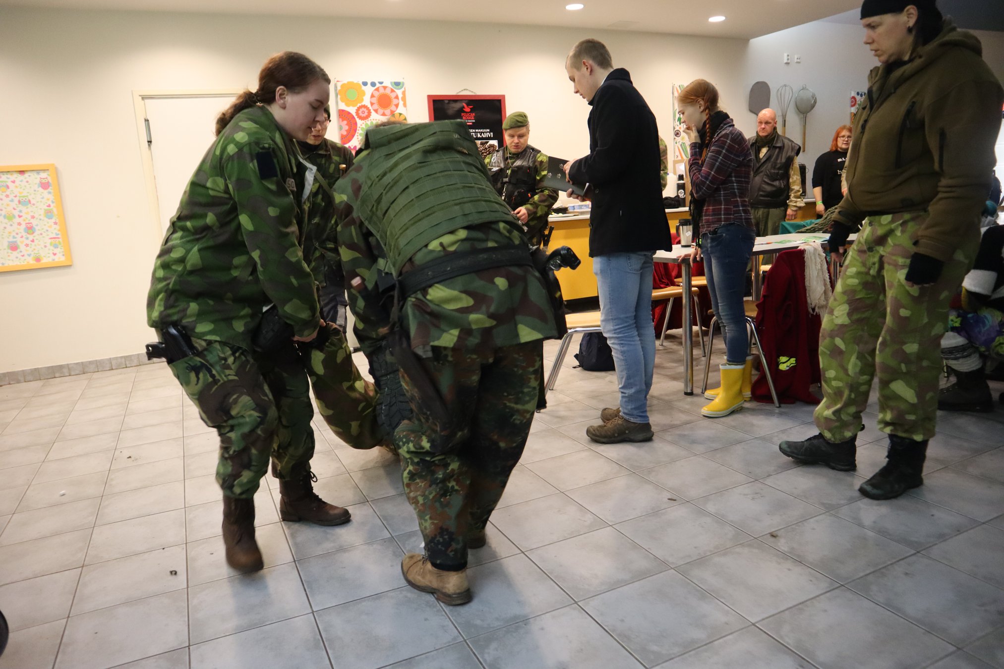 Z-0M - turvapaikka - KUVAAJA Pilar Rautiainen - 115