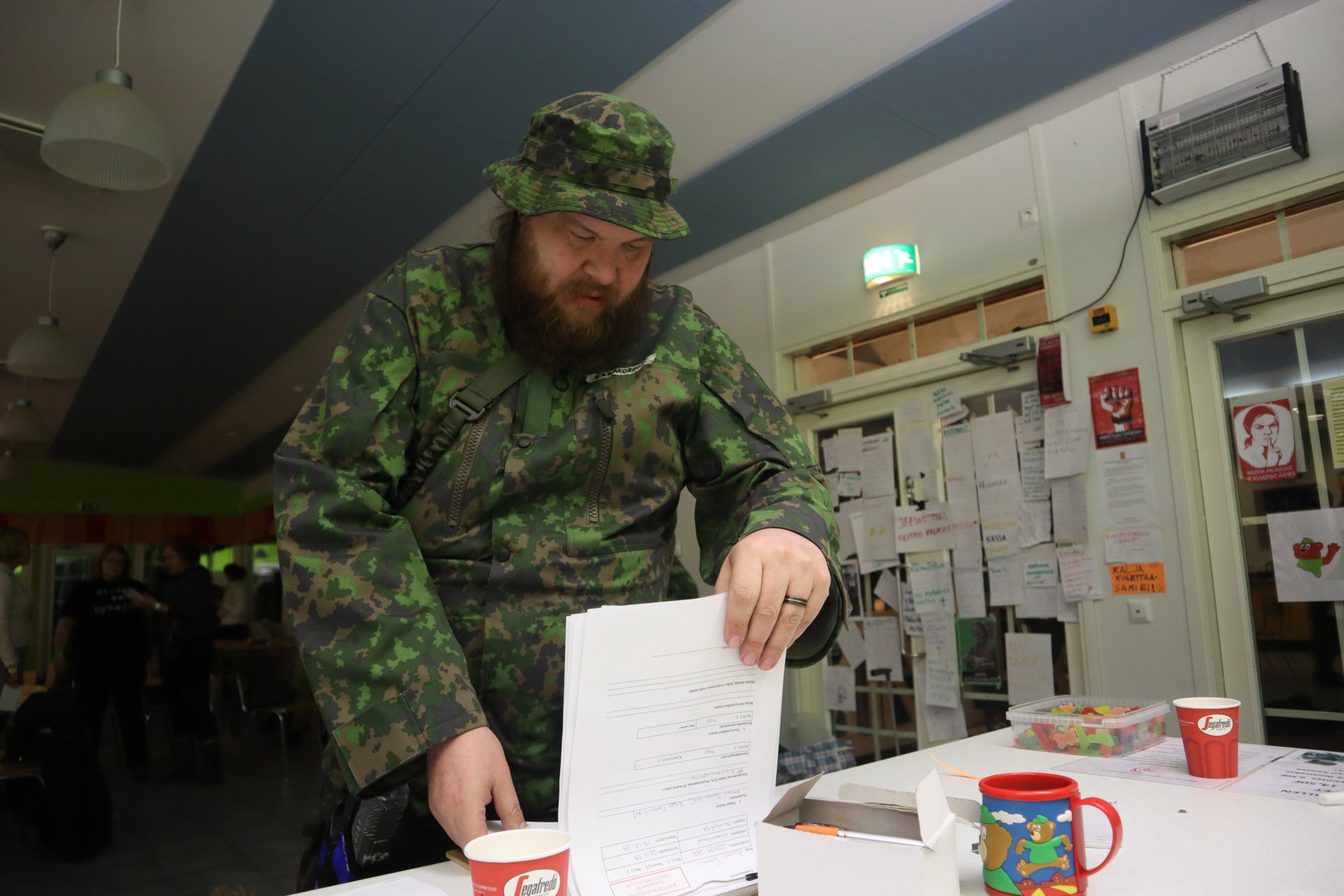 Z-0M - turvapaikka - KUVAAJA Pilar Rautiainen - 192