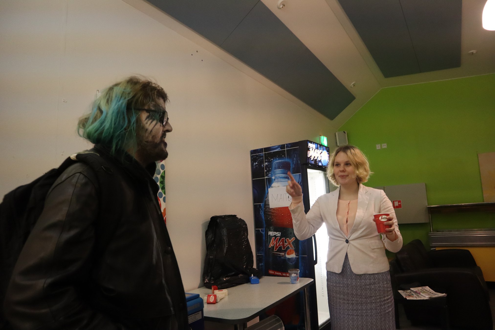 Z-0M - turvapaikka - KUVAAJA Pilar Rautiainen - 23