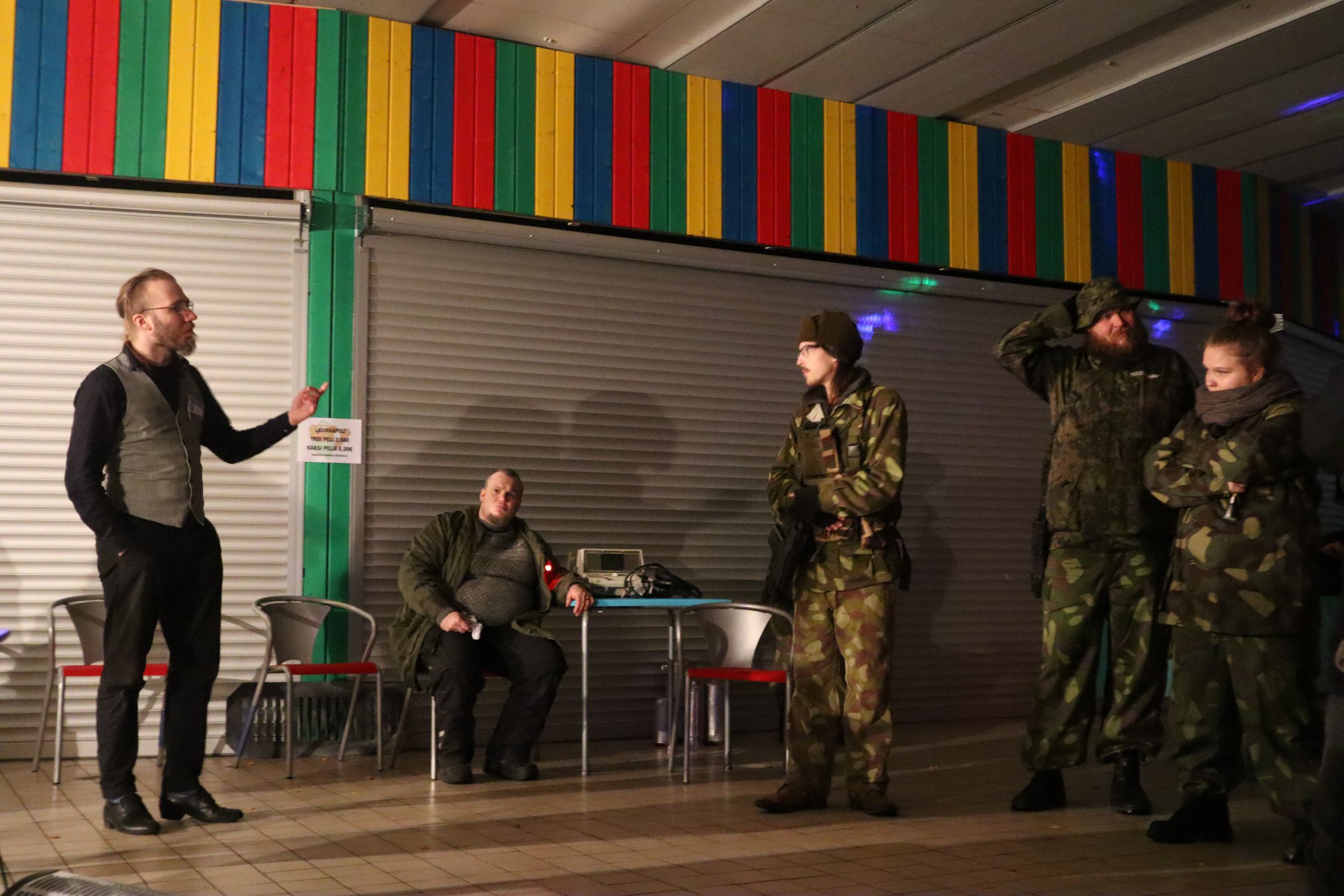 Z-0M - turvapaikka - KUVAAJA Pilar Rautiainen. - 168