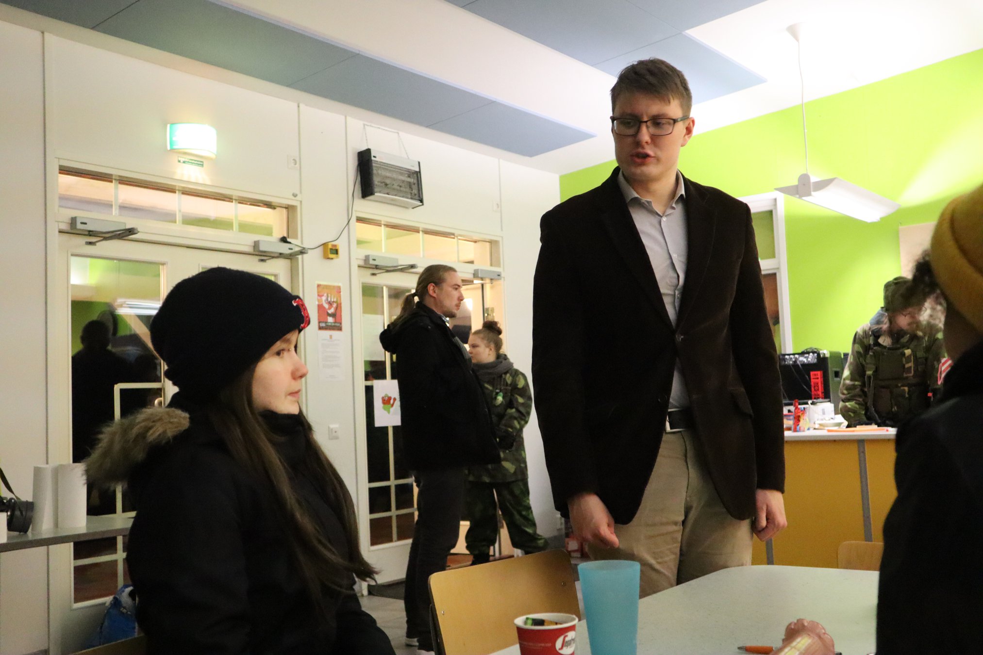 Z-0M - turvapaikka - KUVAAJA Pilar Rautiainen. - 58